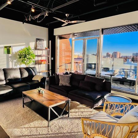 Sunny Penthouse On 17Th Ave, 1 Bedroom, 1 Loft Bed With Ladder, 1 Sofa Bed, Sleeps 6, Downtown Calgary Ngoại thất bức ảnh