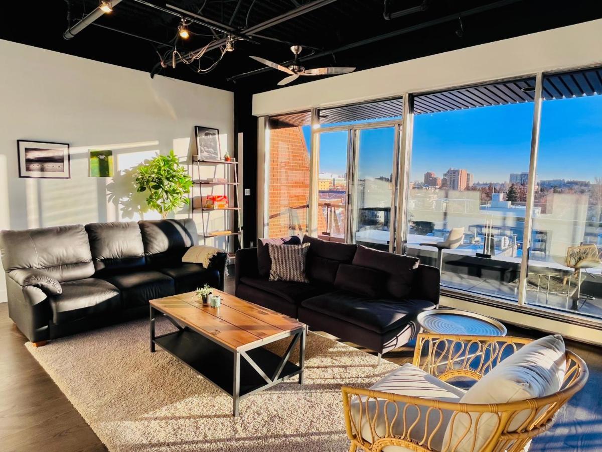 Sunny Penthouse On 17Th Ave, 1 Bedroom, 1 Loft Bed With Ladder, 1 Sofa Bed, Sleeps 6, Downtown Calgary Ngoại thất bức ảnh